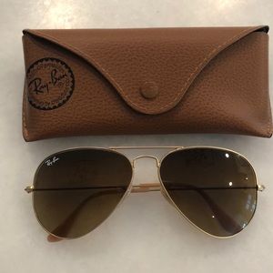 NWT Ray-Ban classic aviator sunglasses RV 3025